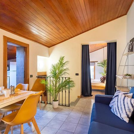 Blue Attic - Historical Como City Center By Rent All Όπως Εξωτερικό φωτογραφία