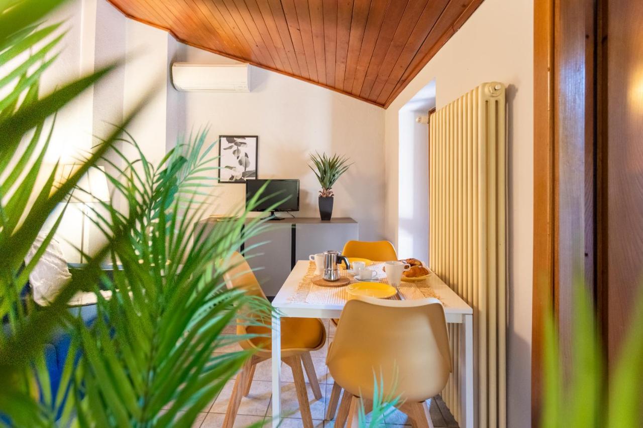 Blue Attic - Historical Como City Center By Rent All Όπως Εξωτερικό φωτογραφία