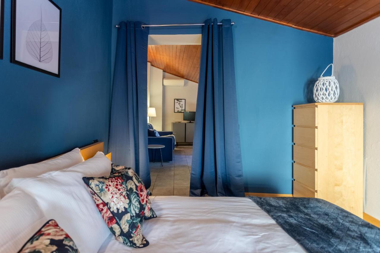 Blue Attic - Historical Como City Center By Rent All Όπως Εξωτερικό φωτογραφία