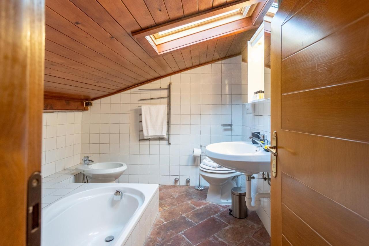 Blue Attic - Historical Como City Center By Rent All Όπως Εξωτερικό φωτογραφία